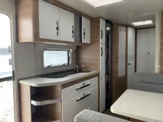 Bild 8 Hobby De Luxe 545 KMF Mietwagen 2023