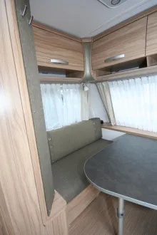 Fahrzeugbild Hymer Eriba Nova Light 442 #6