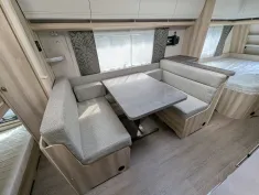 Bild 5 Hobby De Luxe 560 KMFe