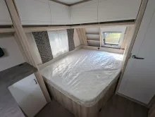 Fahrzeugbild Hobby De Luxe 560 KMFe #9
