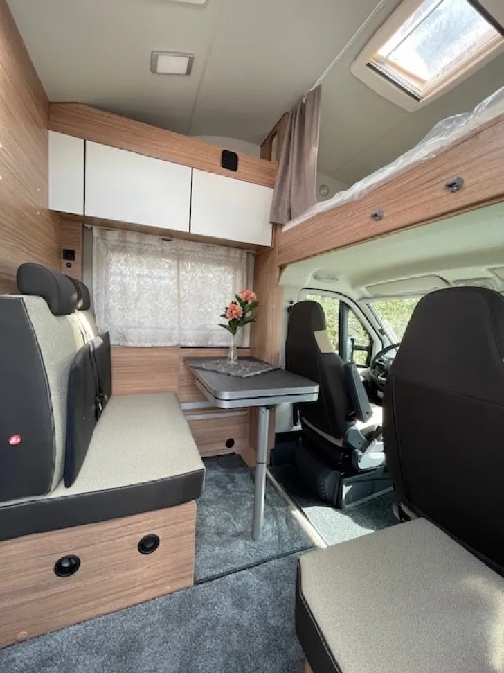 Fahrzeugbild Weinsberg CaraHome 650 MEG #8