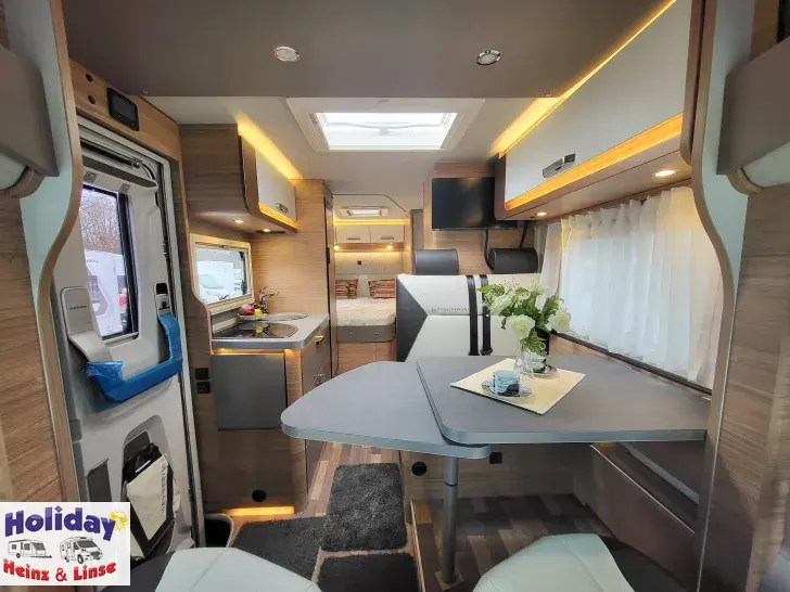 Fahrzeugbild Weinsberg CaraCompact 600 MF EDITION [Pepper] 140 PS Schalter, 3,5 t #9