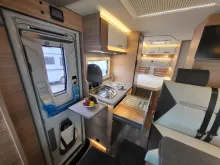 Fahrzeugbild Weinsberg CaraCompact 600 MF EDITION [Pepper] 140 PS Schalter, 3,5 t #12