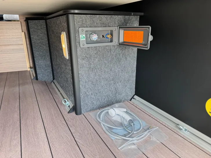 Fahrzeugbild Knaus VAN BOXLIFE 630 ME, SAT/TV/AHK/NAVI/UVM.. #27