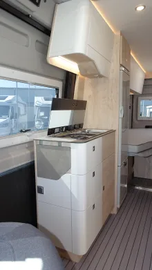 Fahrzeugbild Clever SELECT LINE Runner #23