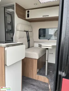 Bild 5 Pilote V630J AHK Markise Lithium Solar D.Heiz. uvm.