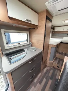Bild 8 Weinsberg CaraCompact 600 MEG EDITION [PEPPER] Mietwagen Verfügbar Nov 25