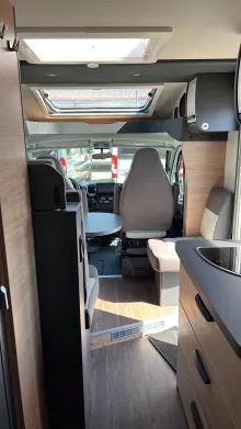 Sicht vorne-hinten Knaus L!VE TI 650 MEG Sofort verfügbar
