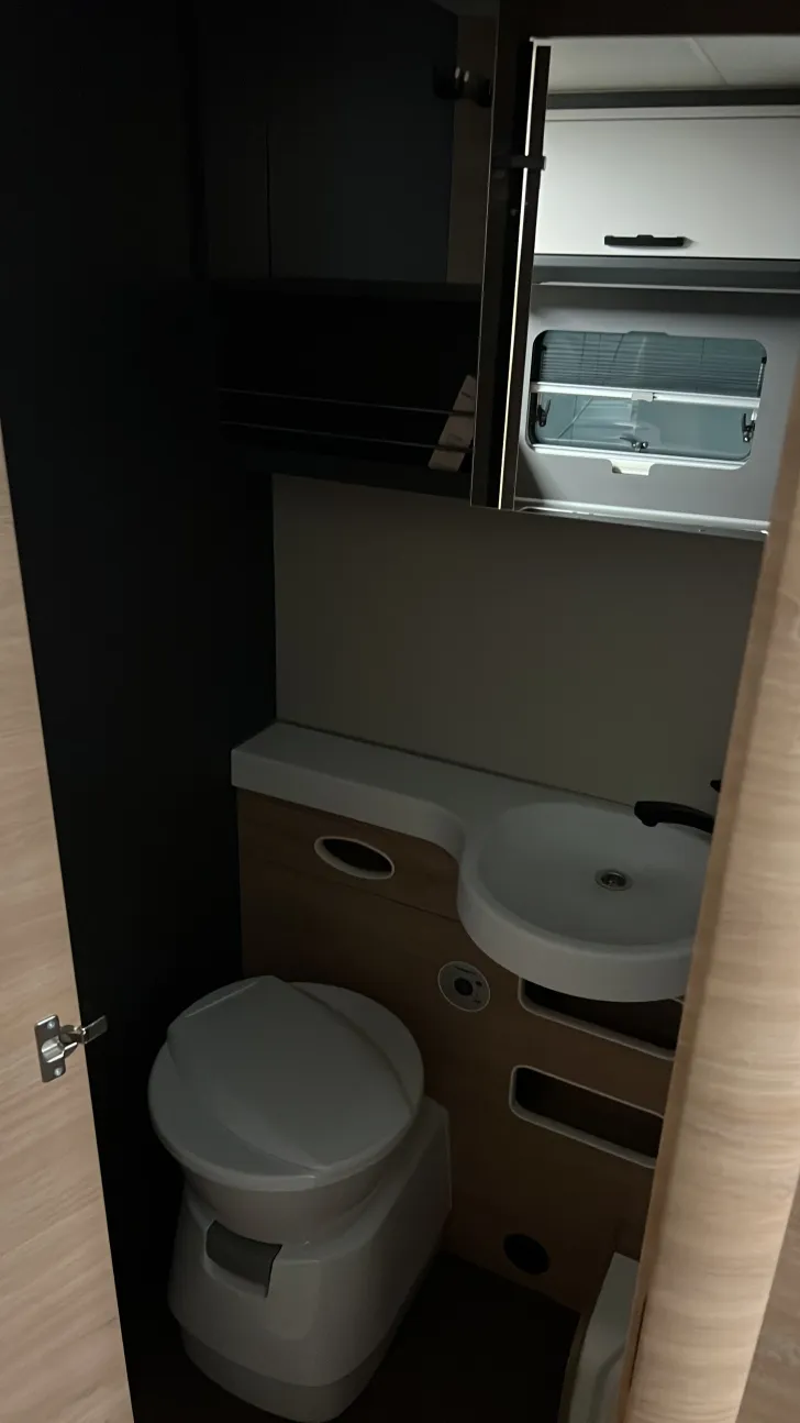 Toilette Knaus L!VE TI 700 MEG Care Drive Advance