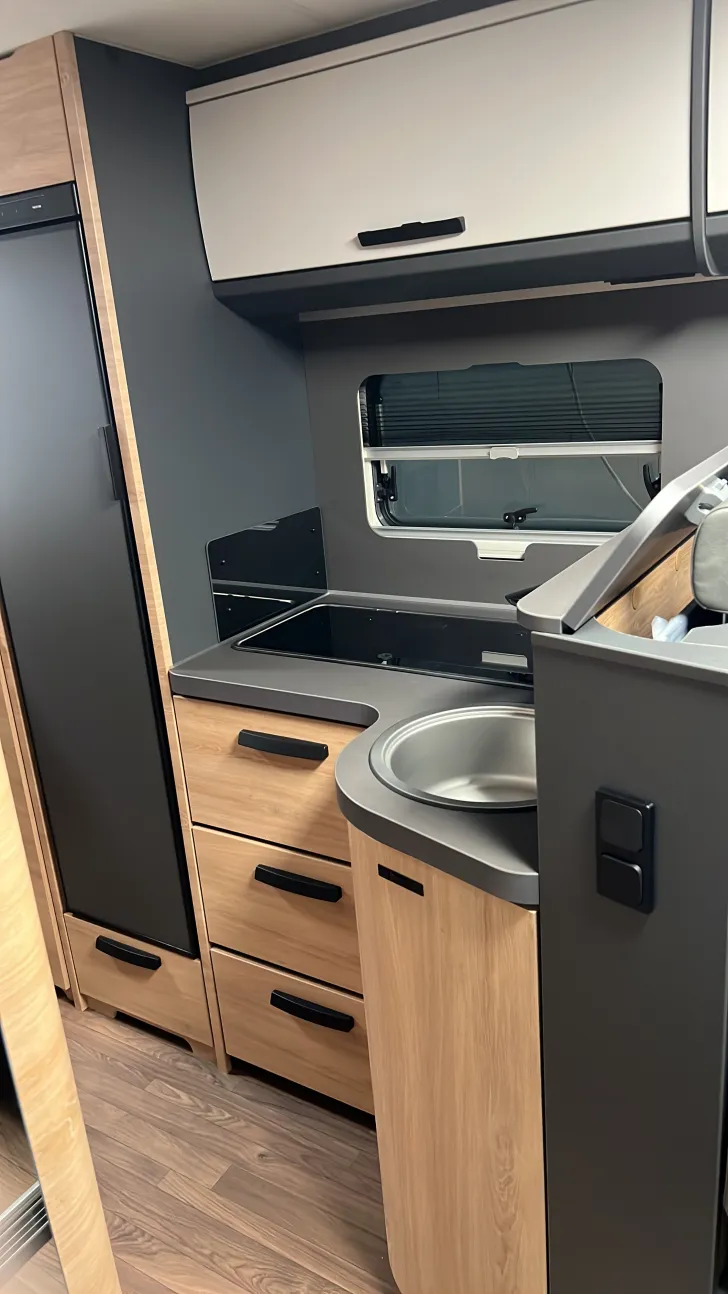 Küchen Knaus L!VE TI 700 MEG Care Drive Advance