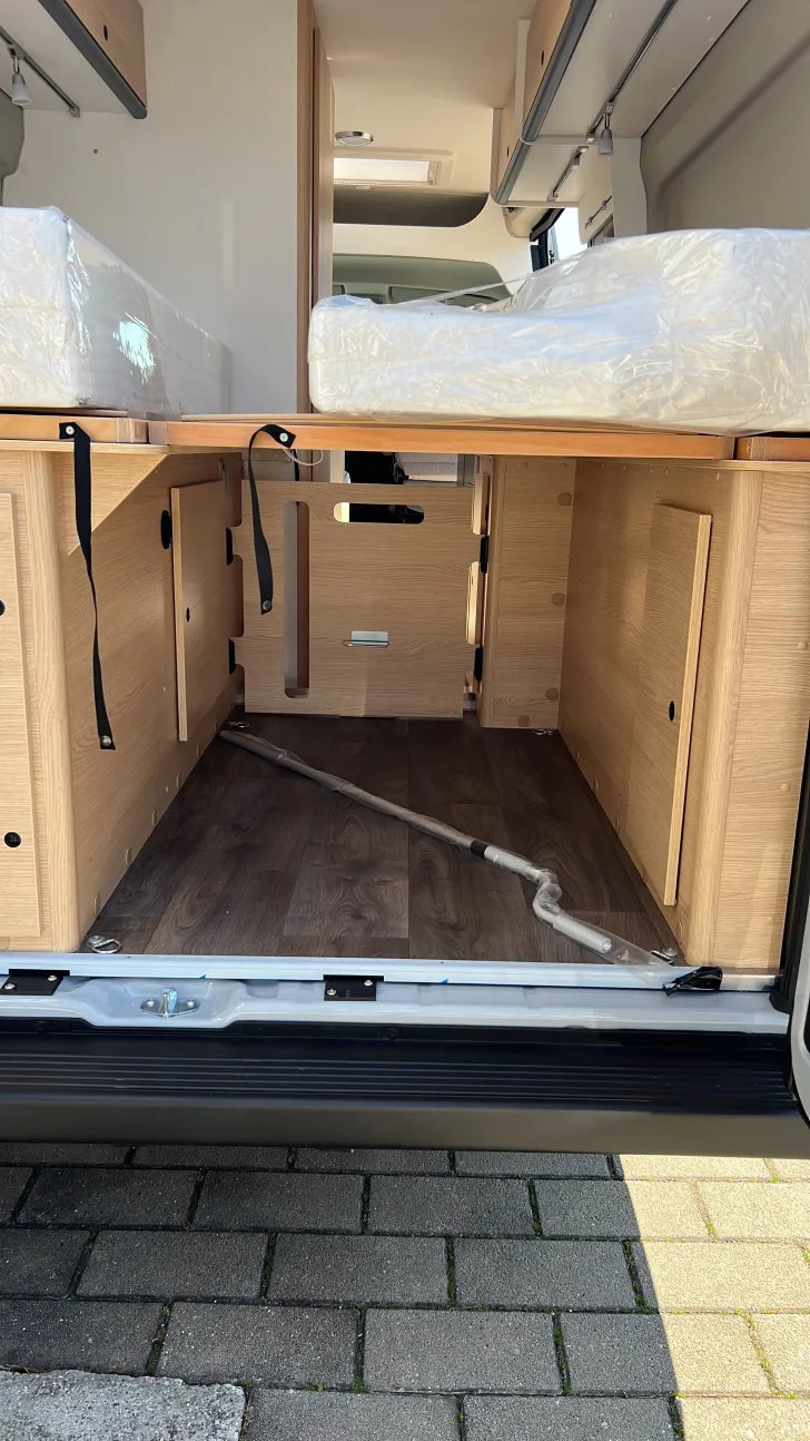 Heckgarage Sunlight Camper Van CLIFF 640 Adventure Edition