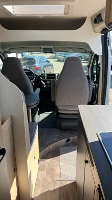 Sicht vorne-hinten Sunlight Camper Van CLIFF 640 Adventure Edition