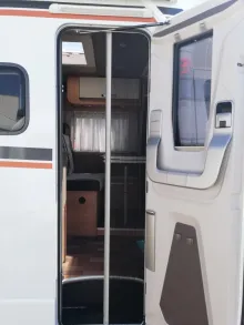 Fahrzeugbild Weinsberg CaraCompact 640 MEG EDITION [PEPPER] #9