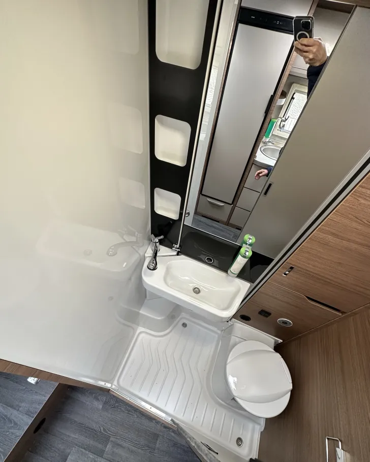 Fahrzeugbild Knaus Van I 650 MEG Mietfahrzeug Verfügbar 11.2026 #17