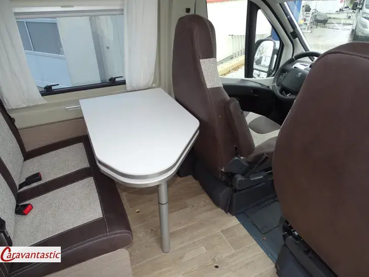 Fahrzeugbild Pössl D-LINE 2WIN PLUS #6