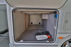 Bild 7 Frankia I 650 QS HolidayClass/Festbett+Hubbett/Klima/DPF