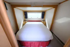 Bild 15 Frankia I 650 QS HolidayClass/Festbett+Hubbett/Klima/DPF