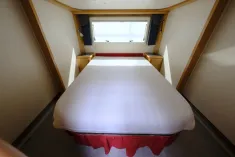 Bild 16 Frankia I 650 QS HolidayClass/Festbett+Hubbett/Klima/DPF