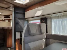 Bild 9 Carthago C2-tourer I 147 RB LE L comfort Mercedes
