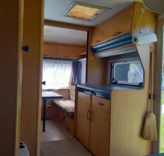 Bild 10 Hobby De Luxe 450 UB