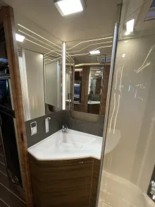 Fahrzeugbild Knaus Sun I 900 LEG Vollausstattung #18