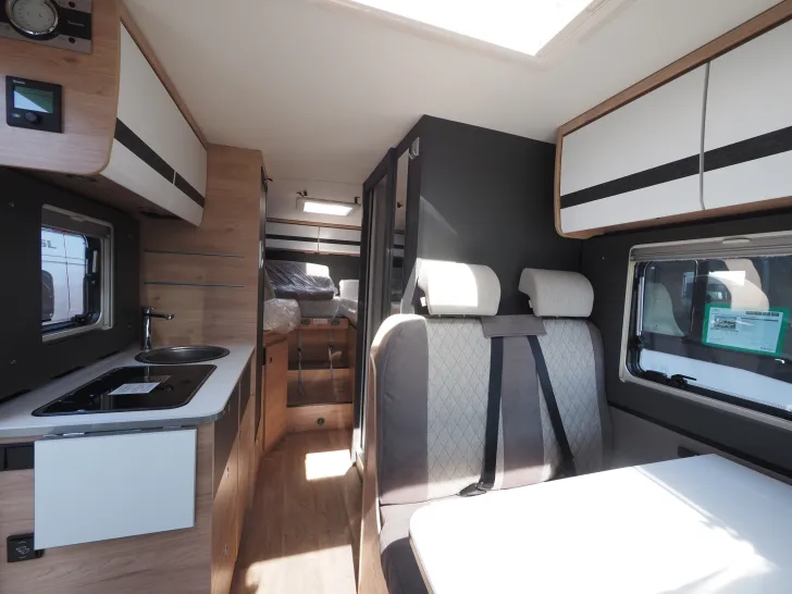 Fahrzeugbild Dethleffs Globebus Camp T4 Active, Assistenzpaket, uvm. #6