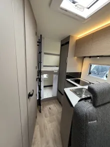 Fahrzeugbild Bürstner Campeo TD 676 G *junger Gebrauchtwagen* #8