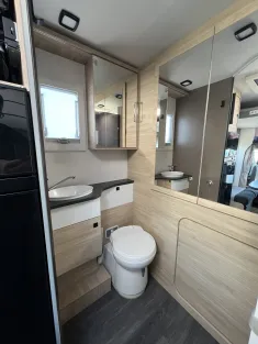 Bild 7 Challenger Teilintegriert 250 Start Edition Junger Gebrauchter