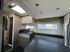 Bild 14 Challenger Teilintegriert 250 Start Edition Junger Gebrauchter