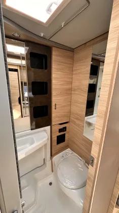 Bild 19 Knaus Van TI Plus 650 MEG Platinum Selection 4x4 9.000 € gespart ! Allrad , 4t