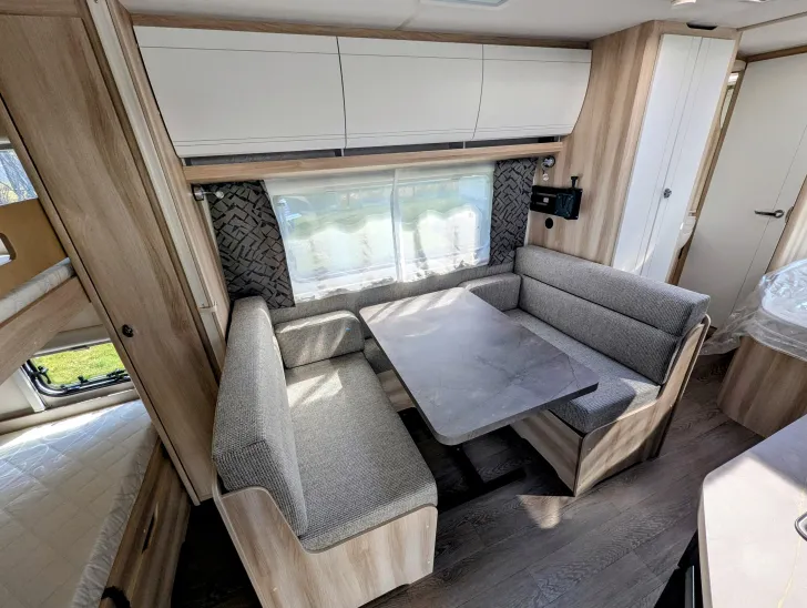 Fahrzeugbild Hobby De Luxe 540 KMFe IC-Line #5