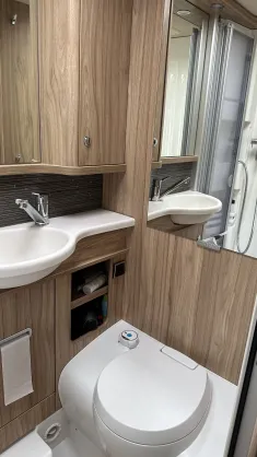Bild 9 Hymer Exsis-t 588 Facelift