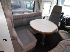 Bild 6 Carthago chic s-plus I 61 XL LE 210 PS und Automatik