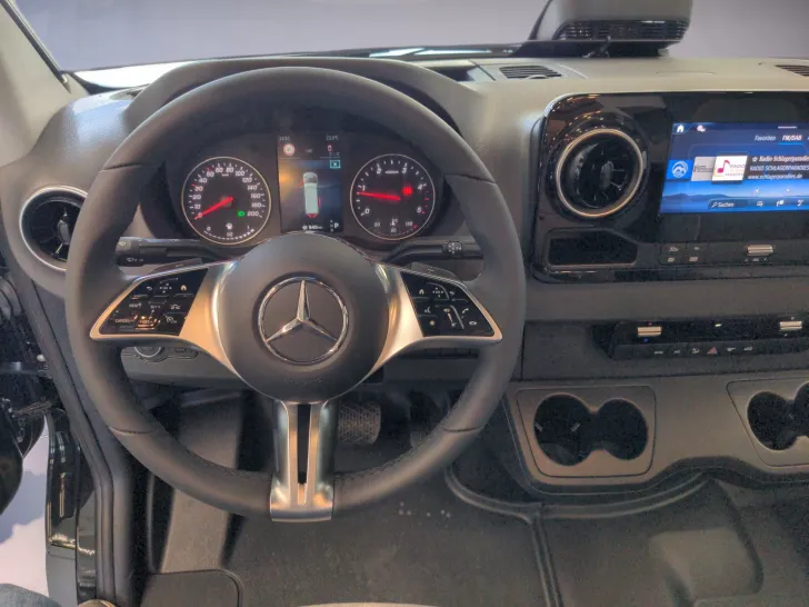 Fahrzeugbild Malibu GENIUS 641 LE #7