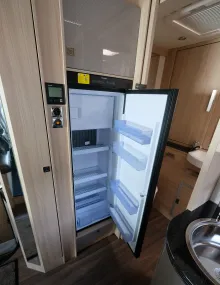 Fahrzeugbild Bürstner Ixeo IT 680 G 150 PS, Clesana, Sat-Anlage #14