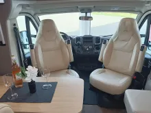 Fahrzeugbild LMC Tourer Lift 70 H 663 G Fiat 140 PS Automatik #9