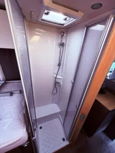 Bild 19 LMC Tourer Lift H 730 G beschädigt/HÄNDLER UND GEWERBE