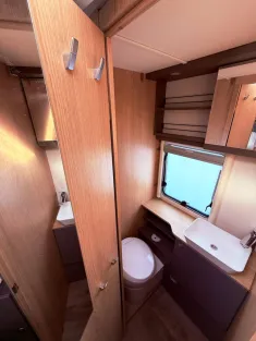 Bild 18 LMC Tourer Lift H 730 G beschädigt/HÄNDLER UND GEWERBE