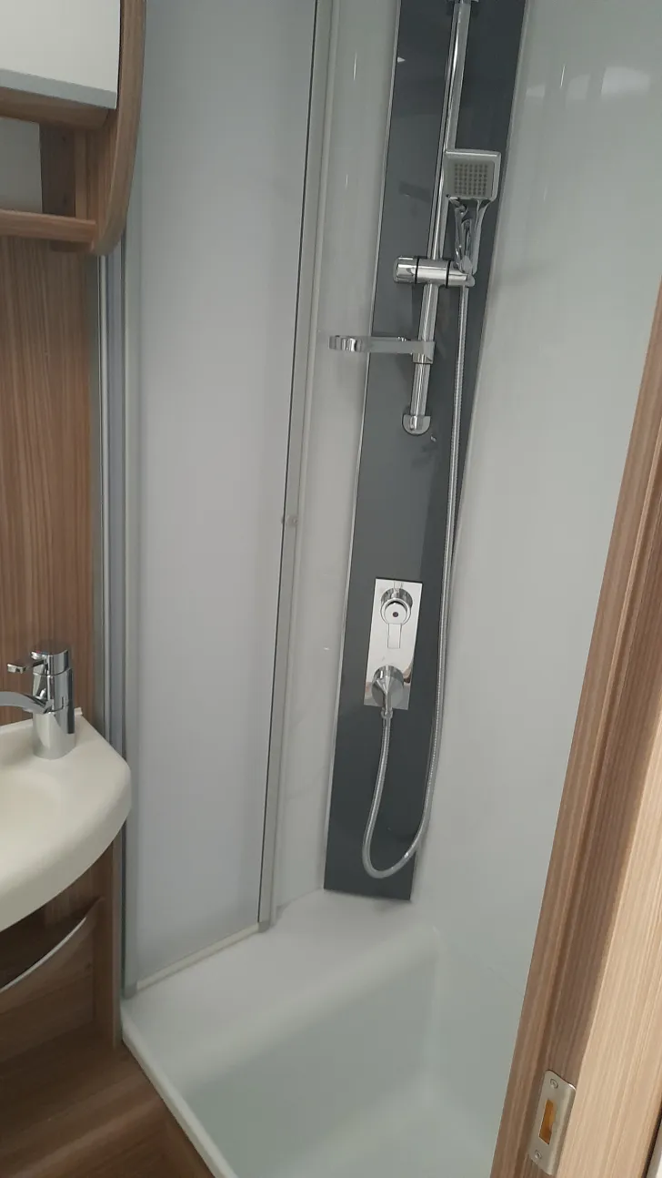 Fahrzeugbild Fendt Tendenza 560 SFDW ALDE-Heizung, Dusche, 2000 kg #5