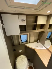 Fahrzeugbild LMC Innovan 600 #15