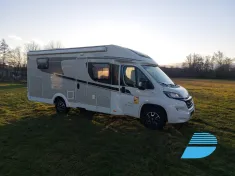 Bild 1 Carado T 448 AT/Hubstützenanlage/Dachklima/Markise/TV