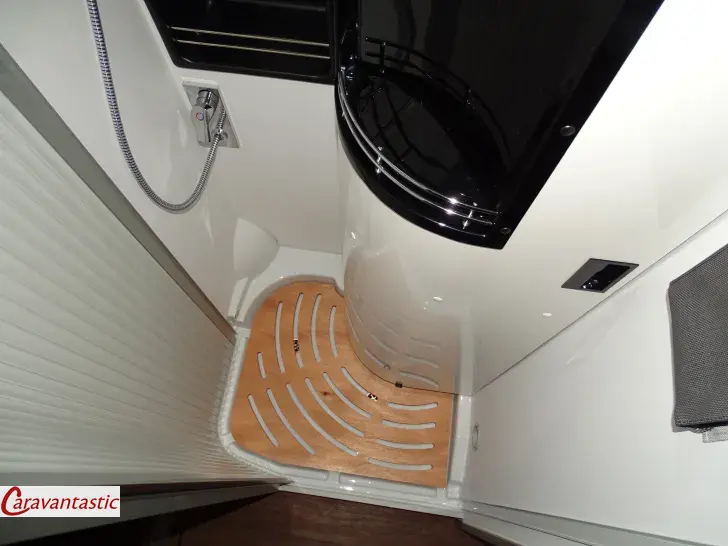 Fahrzeugbild Pössl H-LINE SUMMIT SHINE 600 L #18