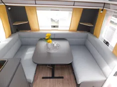 Bild 6 Fendt Apero 495 SG Auflastung, 45Liter, 2x Stauklappe