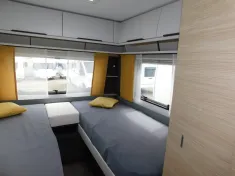 Bild 13 Fendt Apero 495 SG Auflastung, 45Liter, 2x Stauklappe