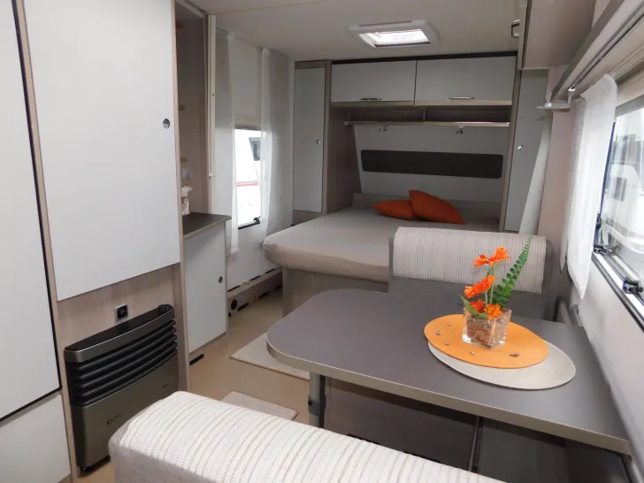 Fahrzeugbild Bürstner Premio 470 TS Premio Paket, Auflastung, #10