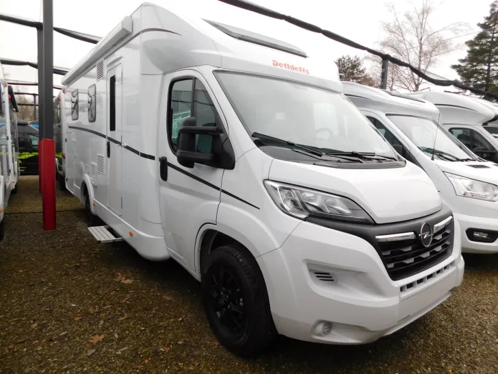 Fahrzeugbild Dethleffs Just Camp T 7052 DBM #1