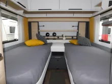 Fahrzeugbild Fendt Apero 465 TG Auflastung, Einzelbettauszug #11