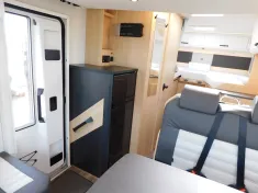 Bild 9 Sunlight Adventure T 67S Navi+RFK, Radträger, Hubbett