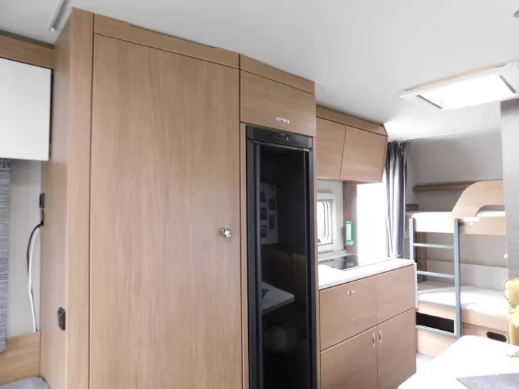 Fahrzeugbild Tabbert Senara 460 DMK 2.3 Auflastung, WaterGel Matratze #9