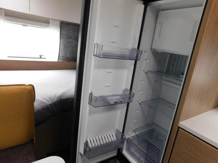 Fahrzeugbild Tabbert Senara 460 DMK 2.3 Auflastung, WaterGel Matratze #11